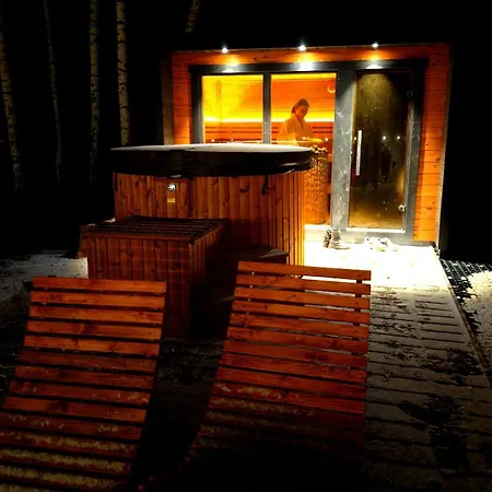 Jurajskie Stodoly Z Prywatna Strefa Sauna I Jacuzzi Vakantiehuis Częstochowa